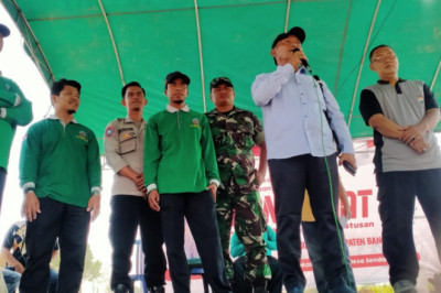 Pemerintah Desa Sendang Dajah Bangkalan, Ajak Warganya Sehat dan Kompak lewat Jalan Sehat