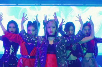 ITZY Tampil Berani dan Penuh Warna Dalam Comeback Terbarunya “LOCO”
